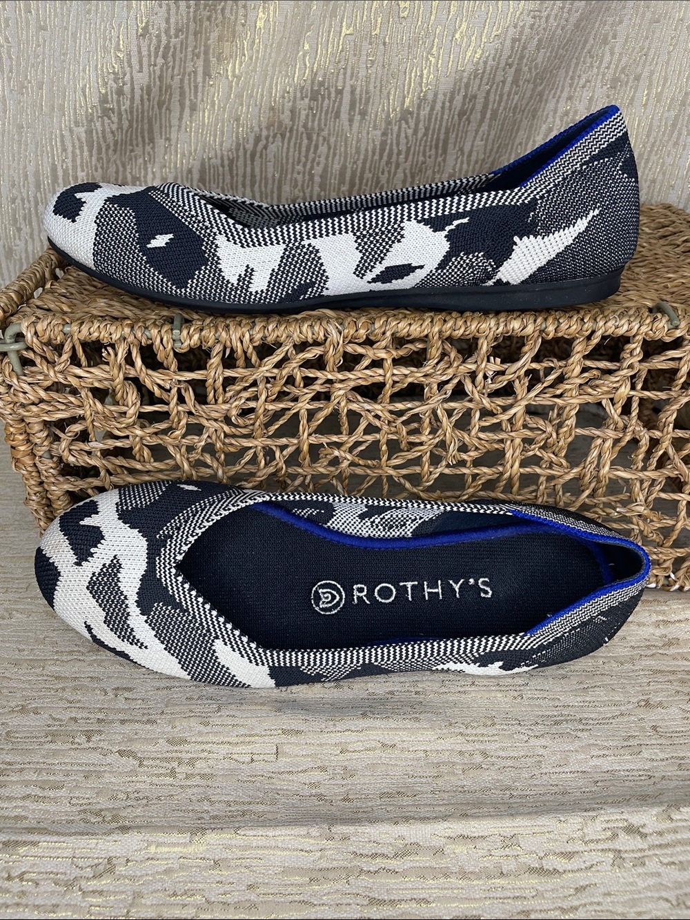 Rothy’s Retired Camo Black & White Knit Ballet Flats  Sz 7. MINT